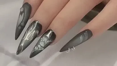 Ghosty Nails